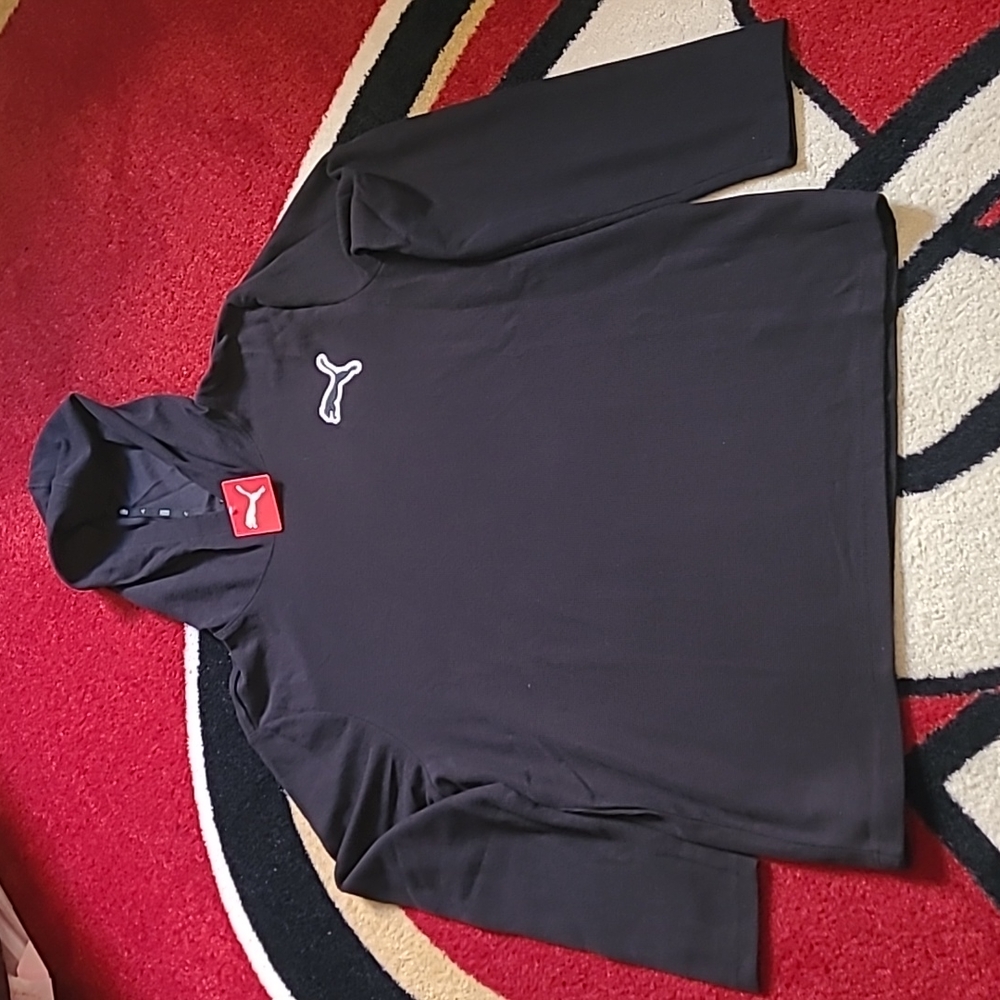Puma Captivate Long Sleeve Hooded Tee - New with Tags.
